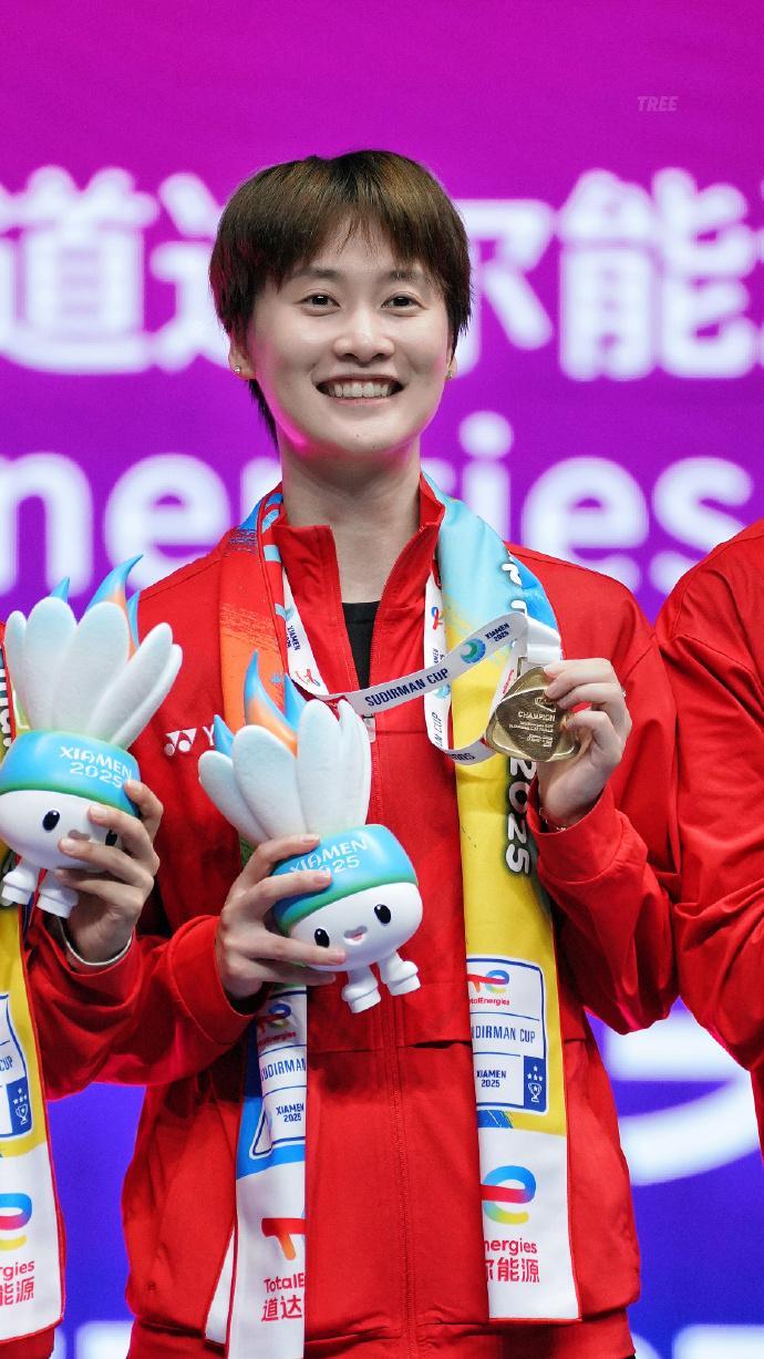 中国队鏖战印尼队,陈雨菲统治全场 中国队鏖战印尼队,陈雨菲统治全场