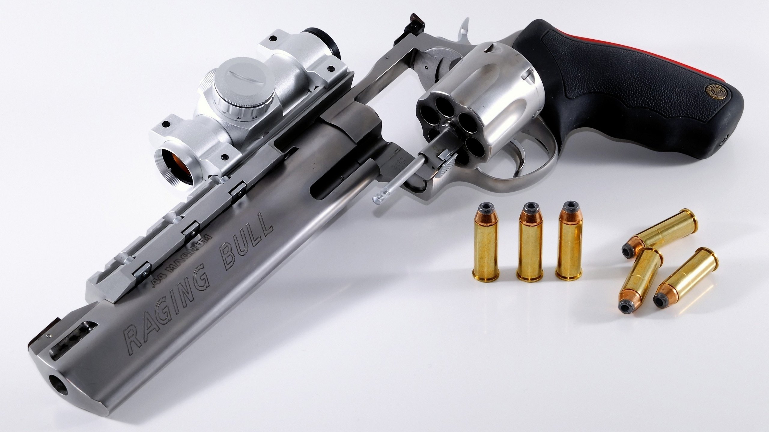 致命三分球之后，哈登对镜头怒吼，这就是我给广东队的答案！